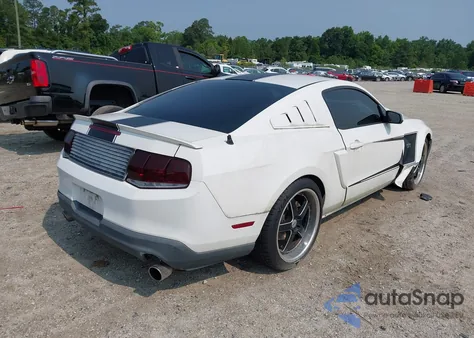 2010 Ford Mustang Gt z USA, uszkodzony, nr VIN 1ZVBP8CH6A5132010